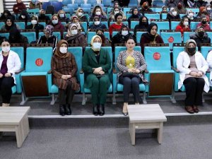 Van’da “Kadınların Toplumdaki Yeri Ve Önemi” Konulu Seminer