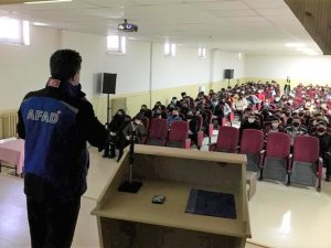 Liseli Öğrencilere Afad Gönüllülük Sistemi Tanıtılıyor