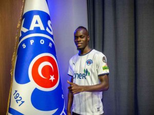 Kasımpaşa, Mamadou Fall’ı Kadrosuna Kattı