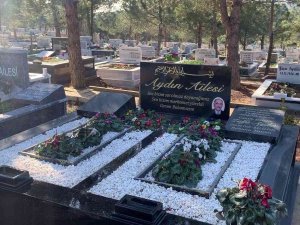 Pkk Renkleriyle Süslenen Mezarlıktaki Renkli Taşlar, Tepkiler Sonucu Kaldırıldı