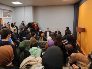 Özlü’den Sınav Öncesi Motivasyon Ziyareti