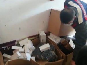 Markette 7 Milyon Tl’lik Kaçak Sigara Ve Uyuşturucu Madde Ele Geçirildi