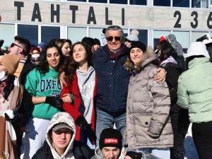 Başkan Topaloğlu, Öğrencilerle Beraber Tahtalı Dağı’na Çıktı