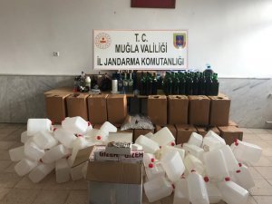 Kaçak İçki Operasyonunda 2 Kişi Yakalandı