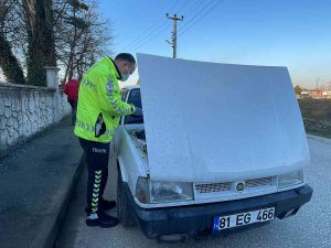 Çalınan Aracını Farklı Plakayla Gördü, Gerçeği Polis Ortaya Çıkarttı