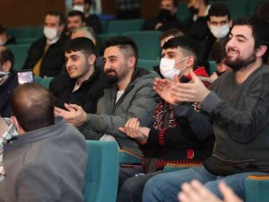 "İ̇letişim Sohbetleri" Programında Usta İsimler Gençlerle Bir Araya Geldi