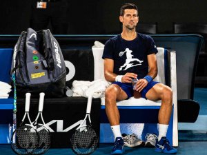 Sırp Tenisçi Djokovic Avustralya’da Gözaltına Alındı