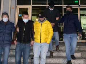 Depodan Tekne Motoru Çalan 5 Kişi Tutuklandı