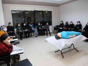 Hasta Bakıcılar Bu Eğitimler Sayesinde Daha Bilinçli