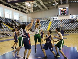 Okullararası Basketbol Şampiyonası Çekişmeli Geçti