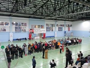 Didim’de Badminton Turnuvası Start Aldı