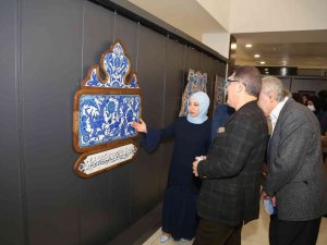 Eyüpsultan’da Hengame Çini Sergisi’nin Açılışı Yapıldı