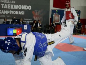 İ̇şitme Engelliler Karete Ve Tekvando Türkiye Şampiyonası Gaziantep’te Yapıldı