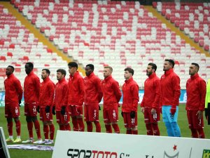 Sivasspor Ligdeki 9. Beraberliğini Aldı