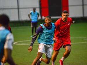 Kardeş Ülkeler Futbol Turnuvası Başladı