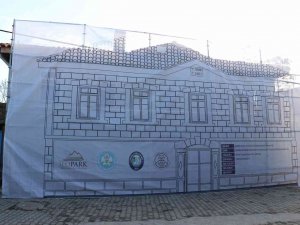 Atatürk Evi’nde Restorasyon Sürüyor
