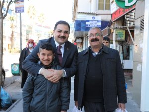 Başkan Canpolat’tan Esnaf Ve Vatandaş Gezisi