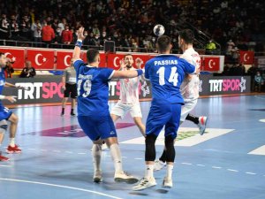 A Milli Erkek Hentbol Takımı’nın Hedefi Kıbrıs Rum Kesimi’ni Mağlup Etmek