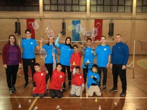 Pamukkale Belediye Spor Kulübü’nün Engelli Badminton Takımı Faaliyete Geçti