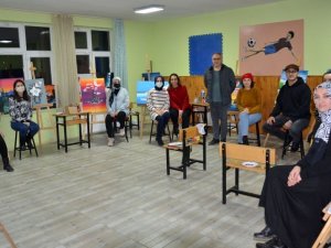 Halk Eğitim Kursları Öğretmenleri Ressam Yaptı