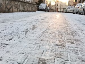 Araçların Buzla İmtihanı