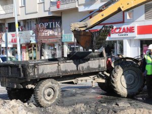 Saruhanlı’da Taşkınlar Sona Eriyor