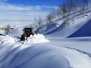 Muş’ta Kar Kaplanları 11 Bin 500 Kilometre Karla Mücadele Yaptı