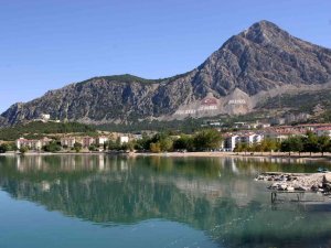 Yağışlarla Birlikte Eğirdir Gölü Su Kotu 915,18 Metreye Yükseldi
