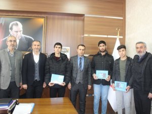 Başarılı Öğrencilere Ödülleri Takdim Edildi