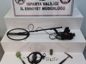 Isparta’da Kaçakçılık Operasyonu: 2 Gözaltı