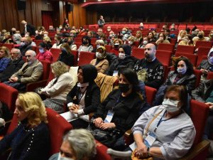 Kültür Akademisi’nde Sertifika Heyecanı
