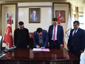 Nusaybin’de Ortaokul Ve Lise Son Sınıf Öğrencileri, "Kesişme, İ̇yi Ki Varsın Eren" Filmini İzleyecek