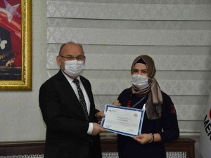 Manisa 112 Acil Çağrı Merkezi ’Psikolojik İ̇lk Yardım Projesi’ Sertifikaları Verildi