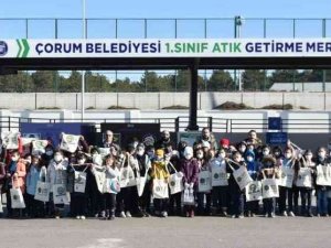 Minik Öğrenciler Atık Getirme Merkezi Ziyaret Etti