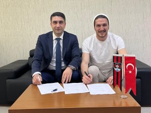 Vanspor Fk, Sabri Can İle Anlaştı