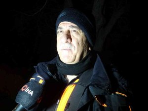 Afad İ̇l Müdürü Atsız: "Önemli Bir Yaralanma Yok, Hasar Gören Evlerde Yaşayanları Öğretmenevine Yerleştirdik"