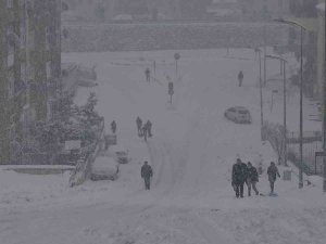 Karabük’te Yoğun Kar Yağışı Yeniden Etklili Oluyor