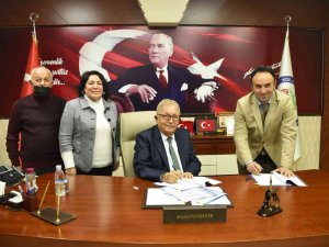 Başkan Posbıyık Memur Zammı Sözleşmesini İmzaladı