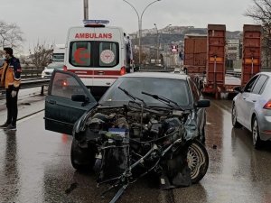 Kocaeli’de Hatalı Sollama Kazaya Sebep Oldu: 1 Yaralı