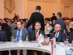 Rektör Aksoy: "Sü Ziraat Fakültesi, Modern Eğitime Öncü Oldu"