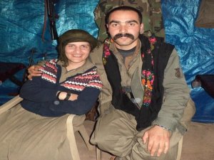 Semra Güzel’in Fotoğrafları Hdp’nin Kapatma Davasına Ek Delil