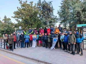 Doğaseverler Yunusemre Belediyesi İle Yürüyüş Etkinliğinde Buluştu