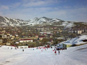 Betav 2. Kar Şenliği Başladı