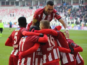 Sivasspor’un Göztepe Kafilesi Belli Oldu