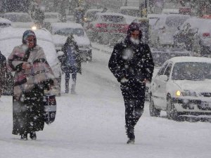 Meteoroloji Uyardı, Bingöl’de Kar Yağışı Başladı