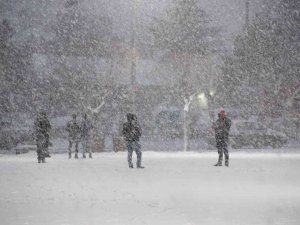 Karaman’da Eğitime Kar Tatili
