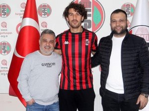 Ahmet Şahbaz Turgutluspor’la Anlaştı