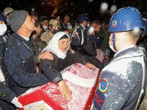Yangında Hayatını Kaybeden Uzman Çavuş Son Yolculuğuna Uğurlandı
