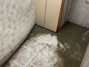Başakşehir’de Yağmur Suyu Hattı Taştı, Ev Ve İşyerlerini Su Bastı