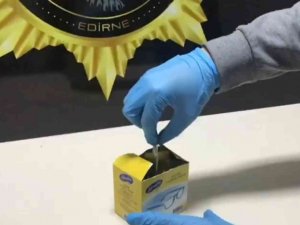 Zehir Tacirinin Gözlük Mendili Oyunu Tutmadı